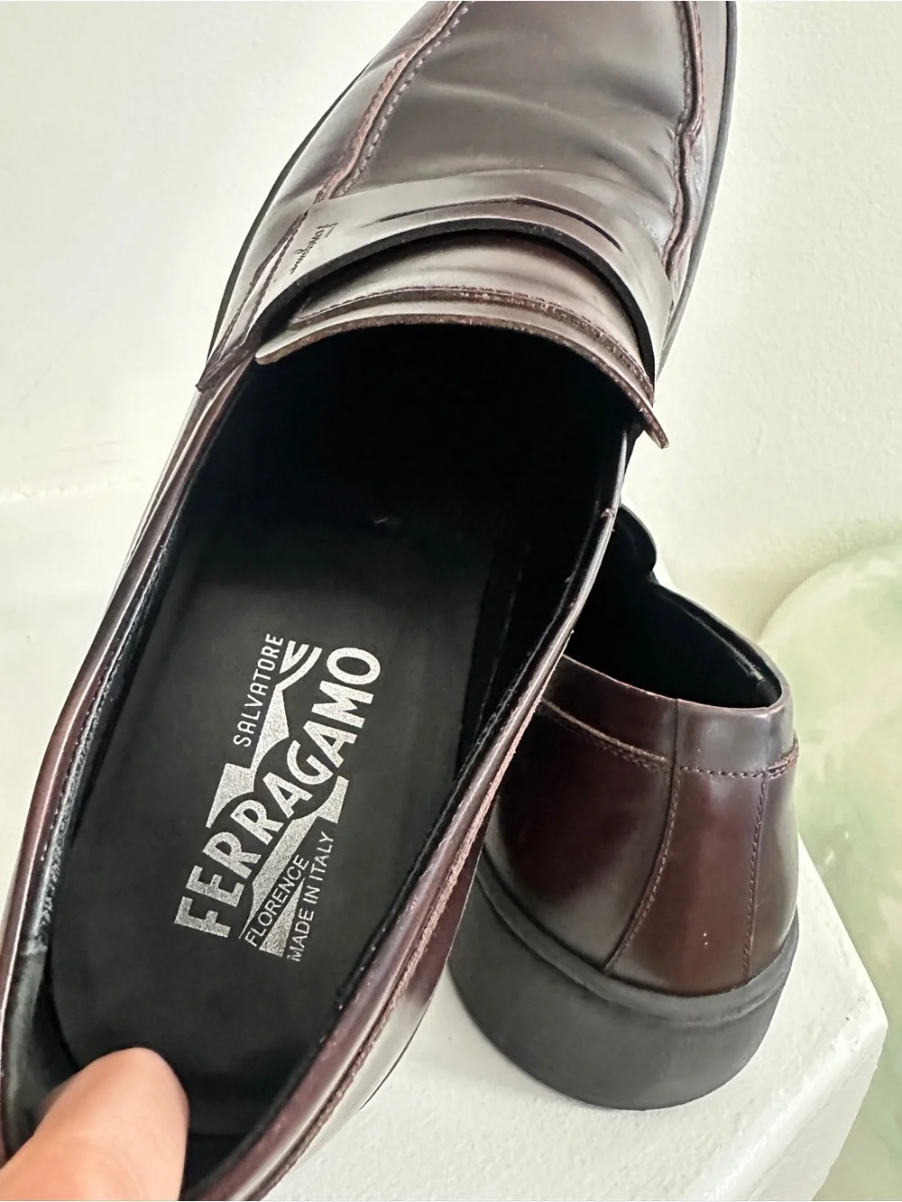 FERRAGAMO Men’s Dori Penny Loafers – M 9.5 – Authentic Burgundy Leather